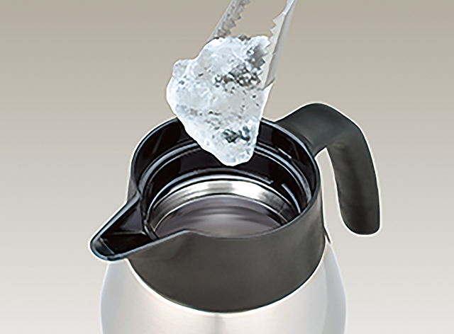 氷を入れてアイスドリンク