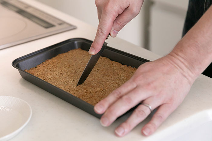 スカッシュ選手のシニア英美里(えみり)さんの父・ジョンさんがいつも作っている補食「フラップジャック」の写真