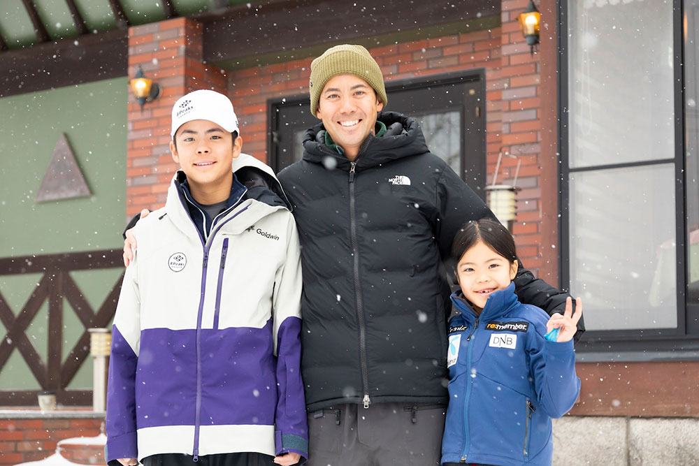 アルペンスキー選手の福井丈（じょう）さんの家族写真