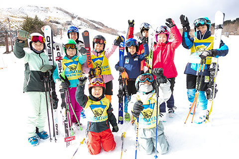 スキーチーム「車山ジュニア」のみなさんの写真