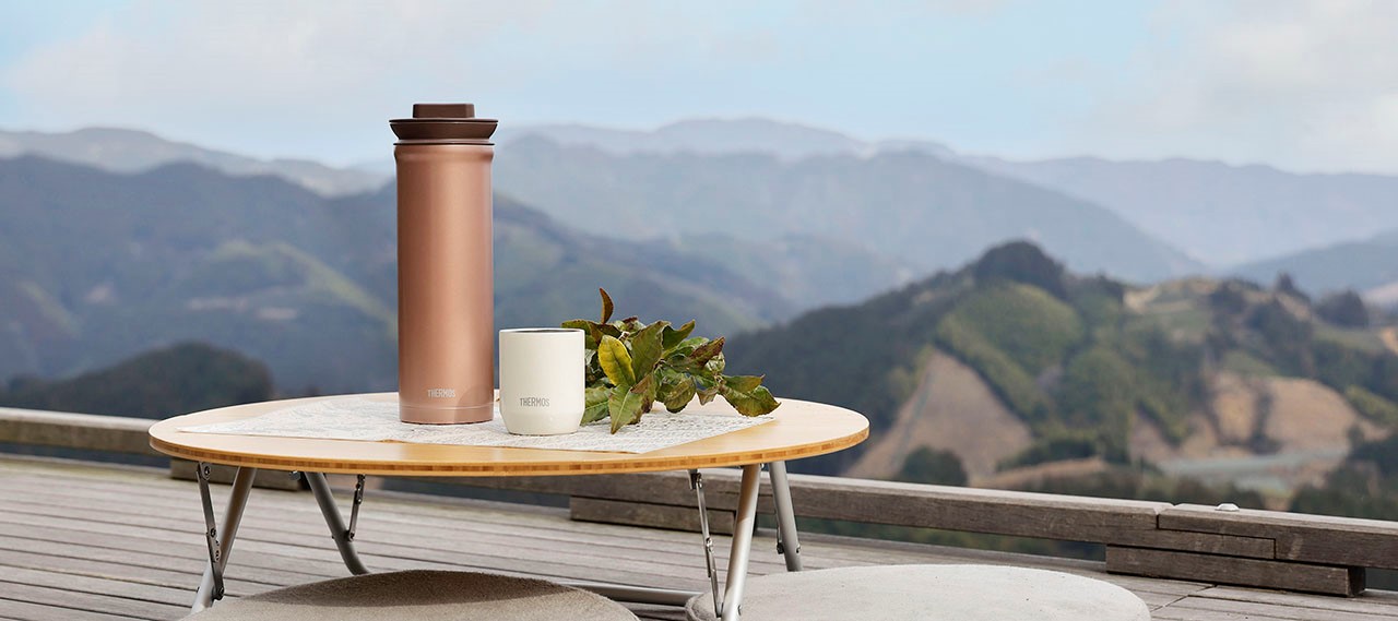絶景「天空の茶の間」で心ゆくまでお茶を愉しむ | WEBマガジン | サーモス