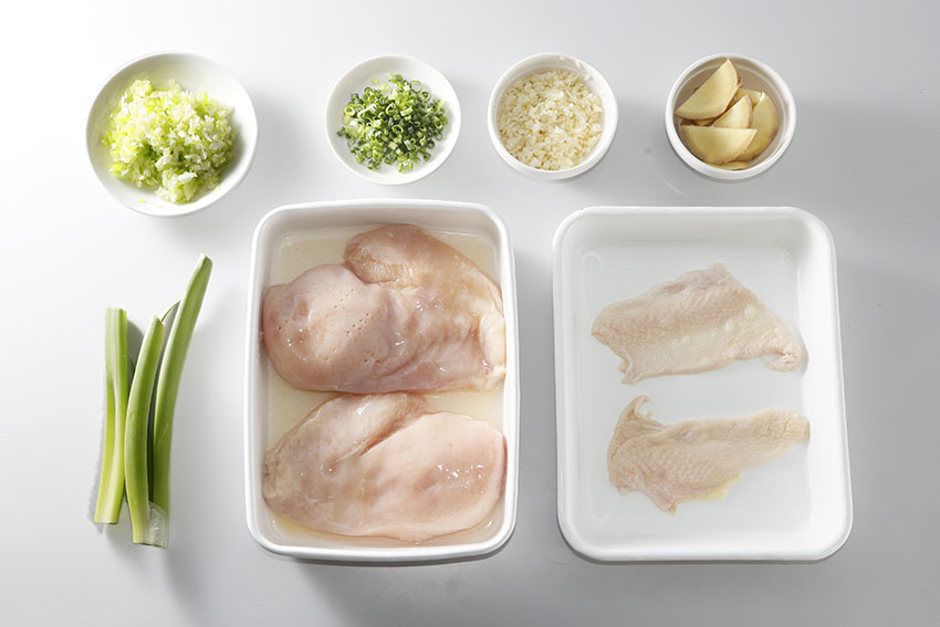 ジーローハン（鶏肉飯）の材料の写真