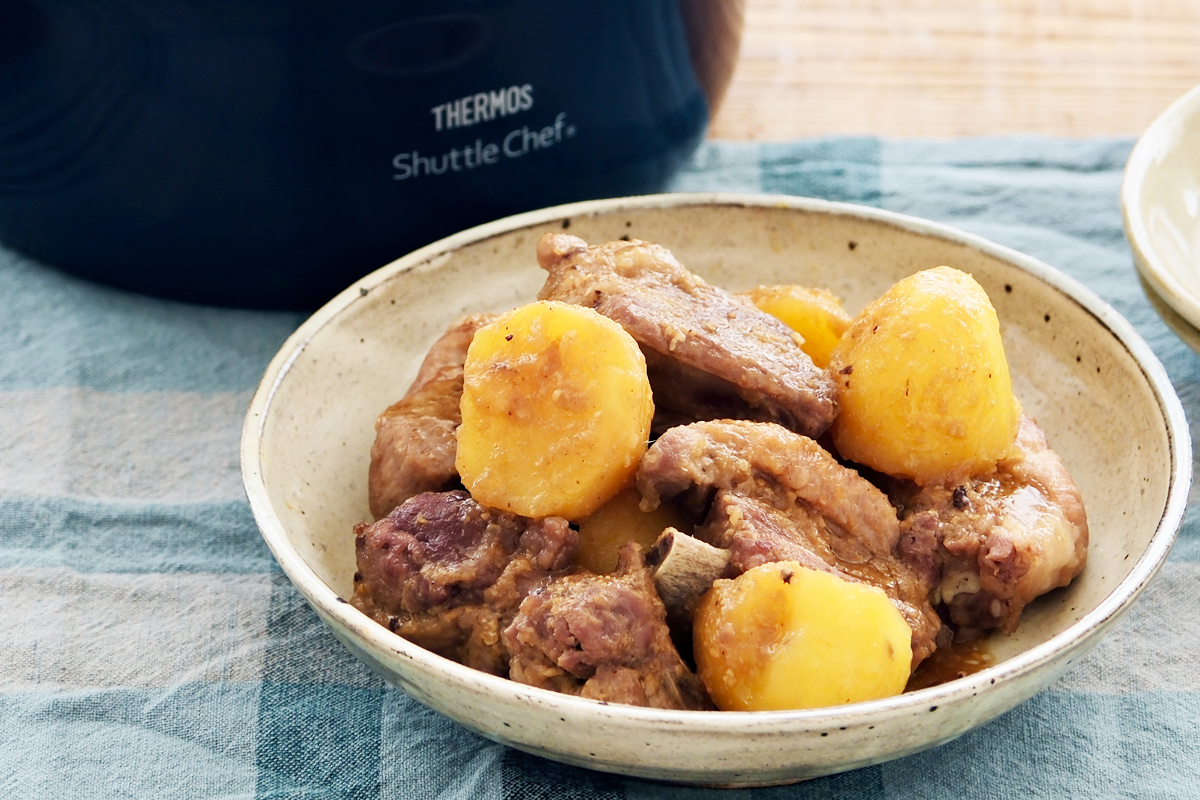 スペアリブとじゃがいものこってり味噌煮