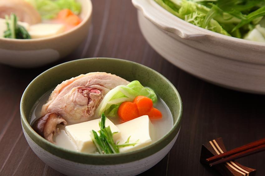 鶏ガラスープを作って　京都風水炊き