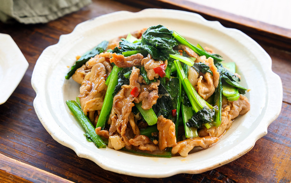 豚肉と小松菜のピリ辛中華炒め