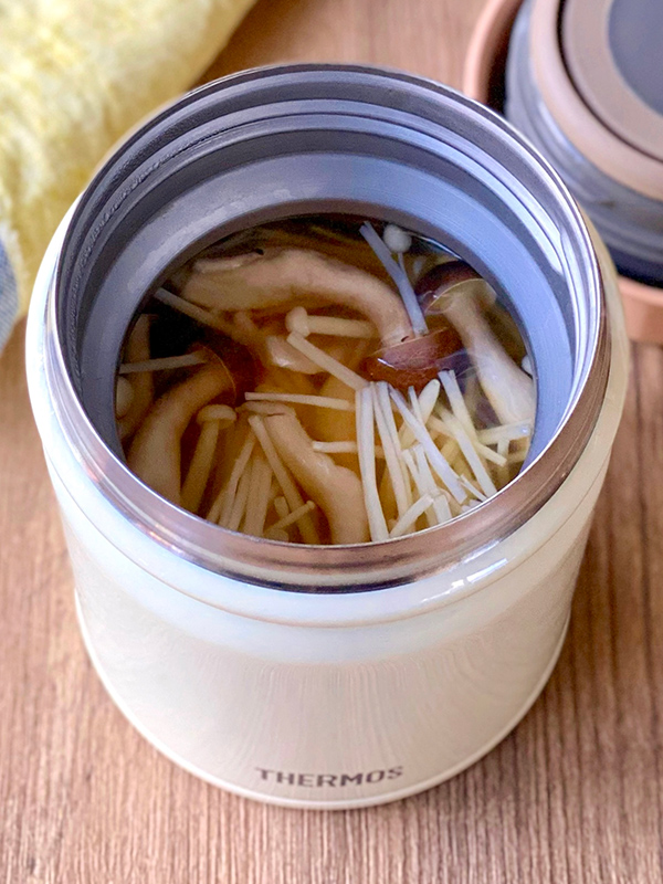 きのことキャベツの生姜スープ