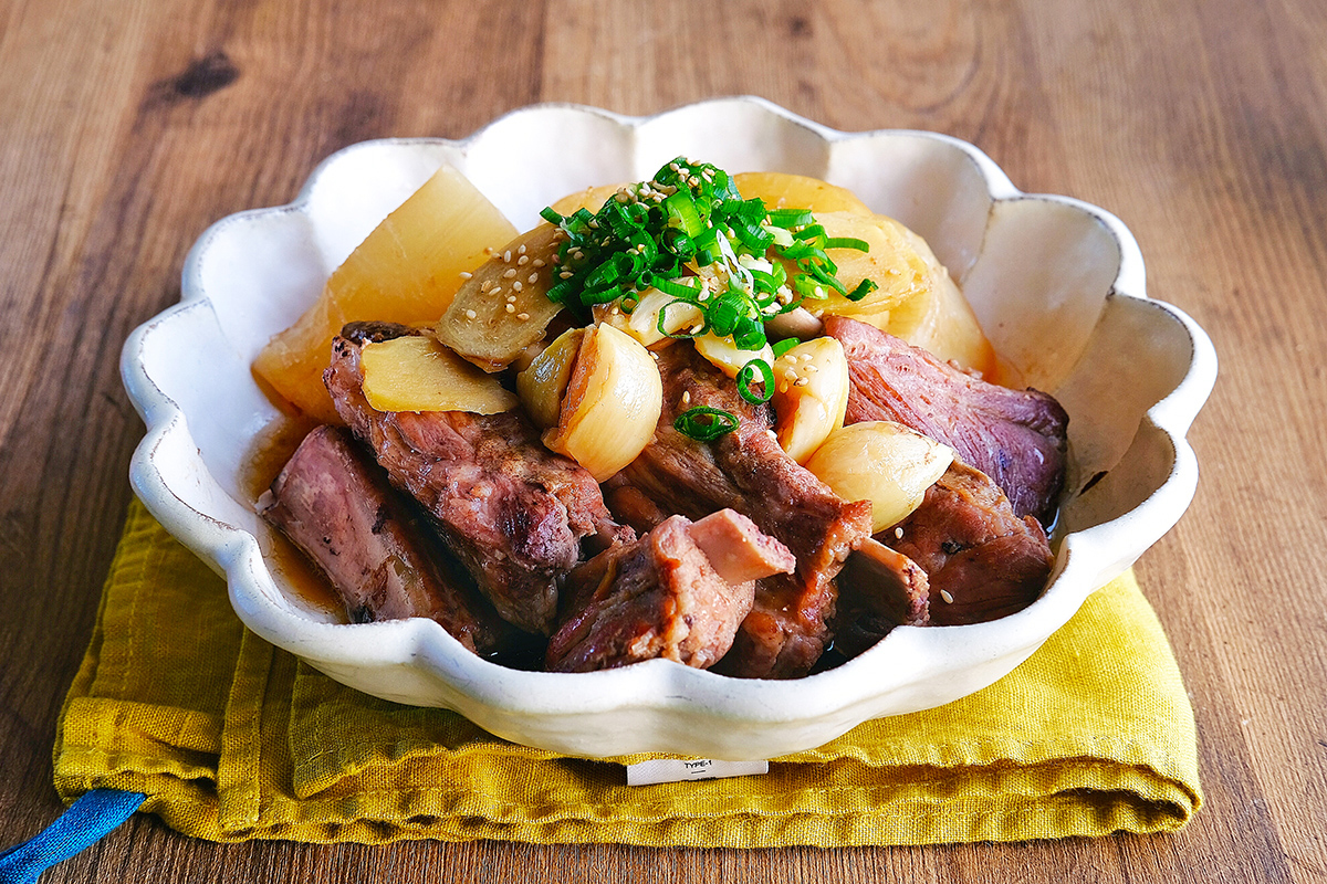 大根とスペアリブの煮込みの盛り付け写真