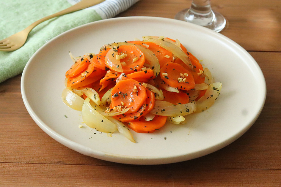 にんじんと玉ねぎのバジル炒め画像