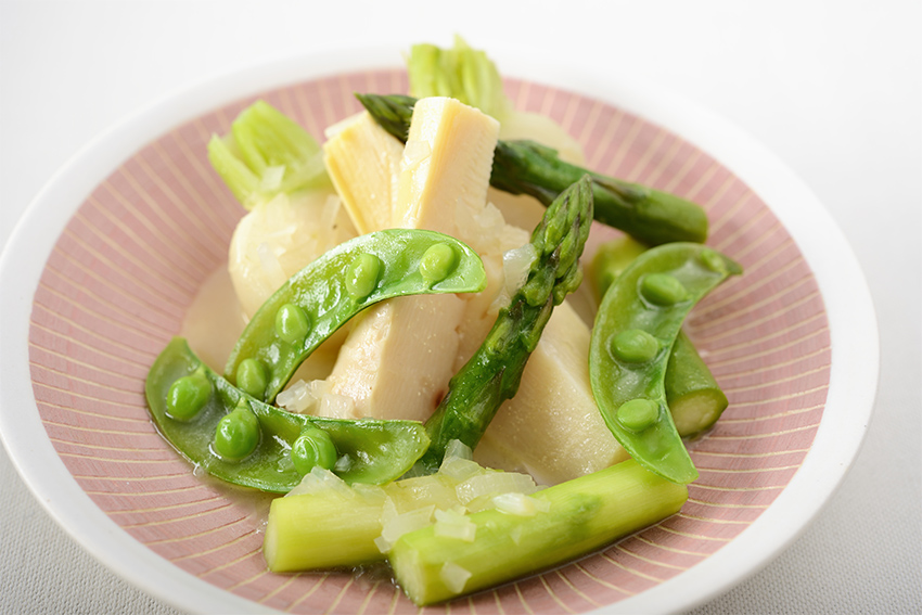 春野菜のバター煮