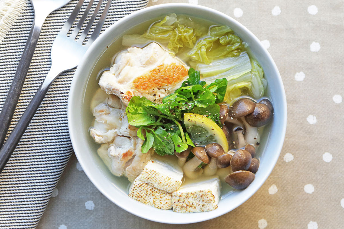 手羽元とクレソンの塩レモン鍋