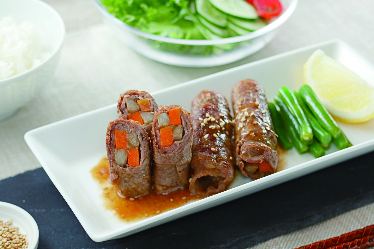 ごぼうとにんじんの牛肉巻きの盛り付け写真