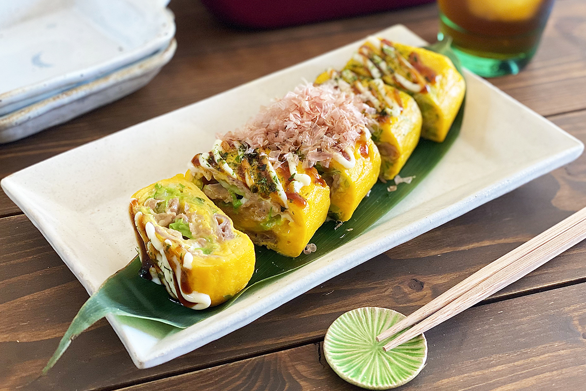 お好み焼き風玉子焼きの盛り付け写真