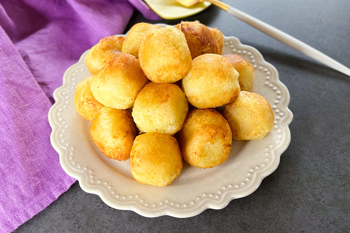 さつまいものチーズボールの盛り付け写真