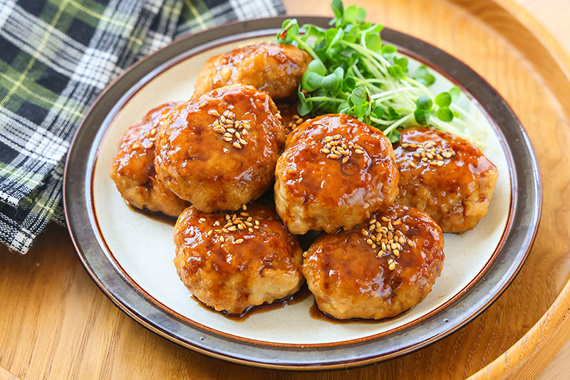 えのきつくねのポン照りの盛り付け写真