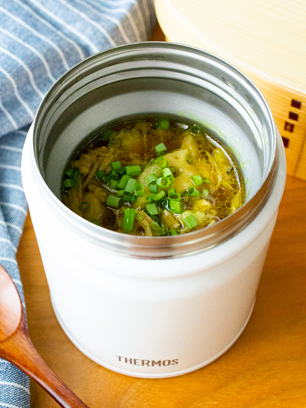 れんこんと豚バラの和風カレースープ スープジャーレシピ レシピ サーモス 魔法びんのパイオニア