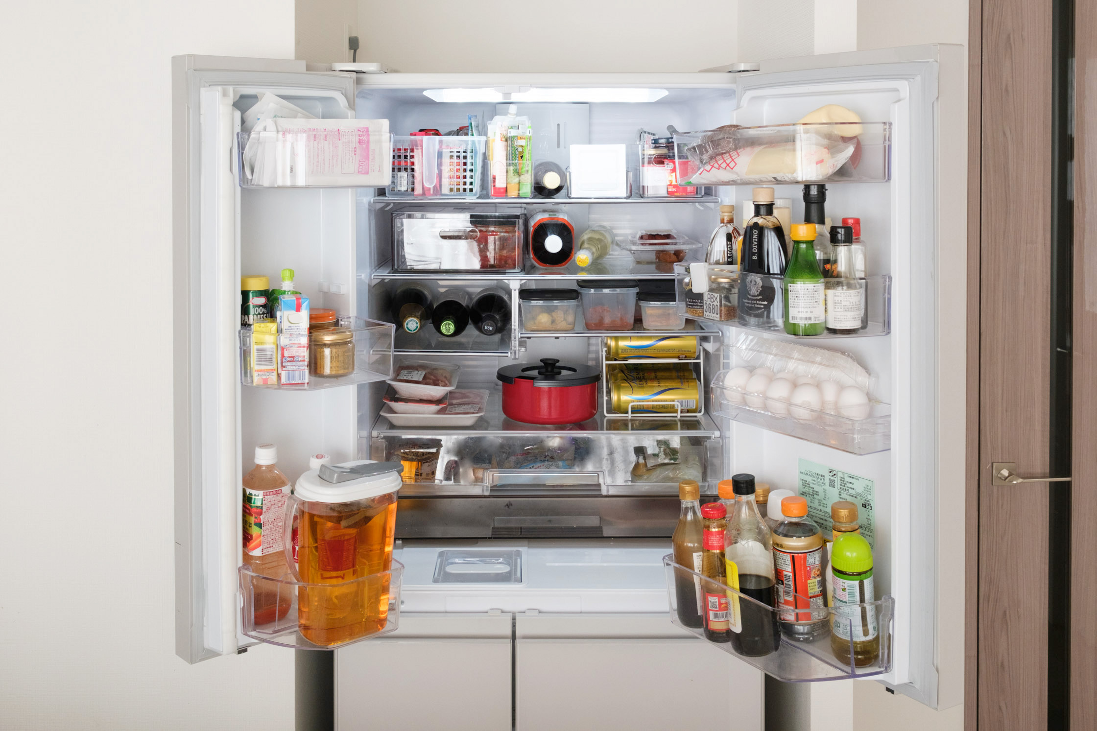 冷蔵庫全景（両開き）