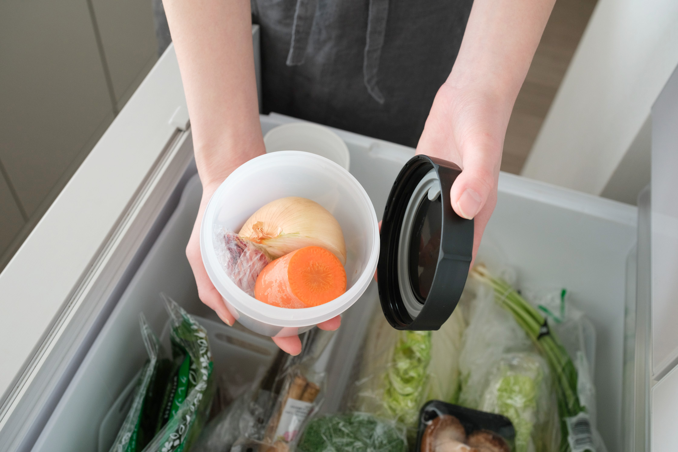 フードコンテナ×野菜写真