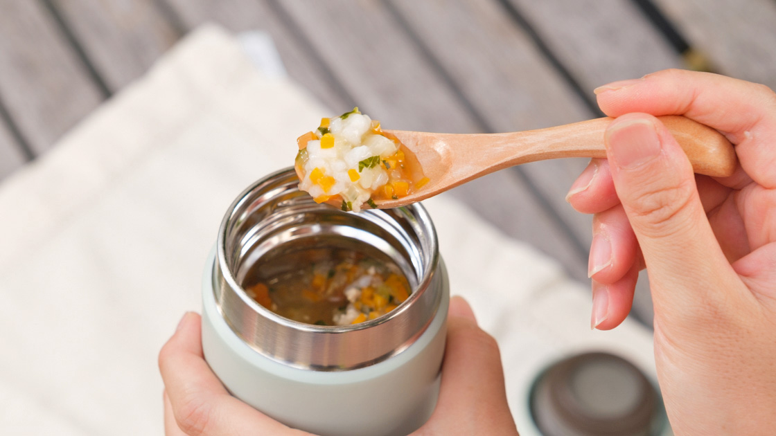 外出先×スープジャーイメージ